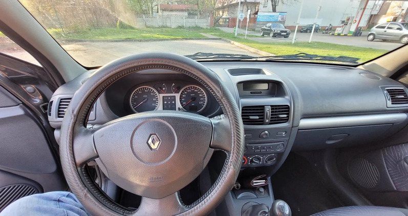 Renault Clio cena 6700 przebieg: 152864, rok produkcji 2001 z Gliwice małe 277